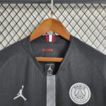 2018/2019 Retro Paris Saint-Germain Home Long Sleeve - Image 5