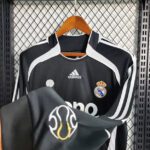 2006/2007 Retro Real Madrid Away Jersey Long Sleeve - Image 3