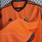 2013-2014 Retro Real Madrid Third Away Long Sleeve - Image 9